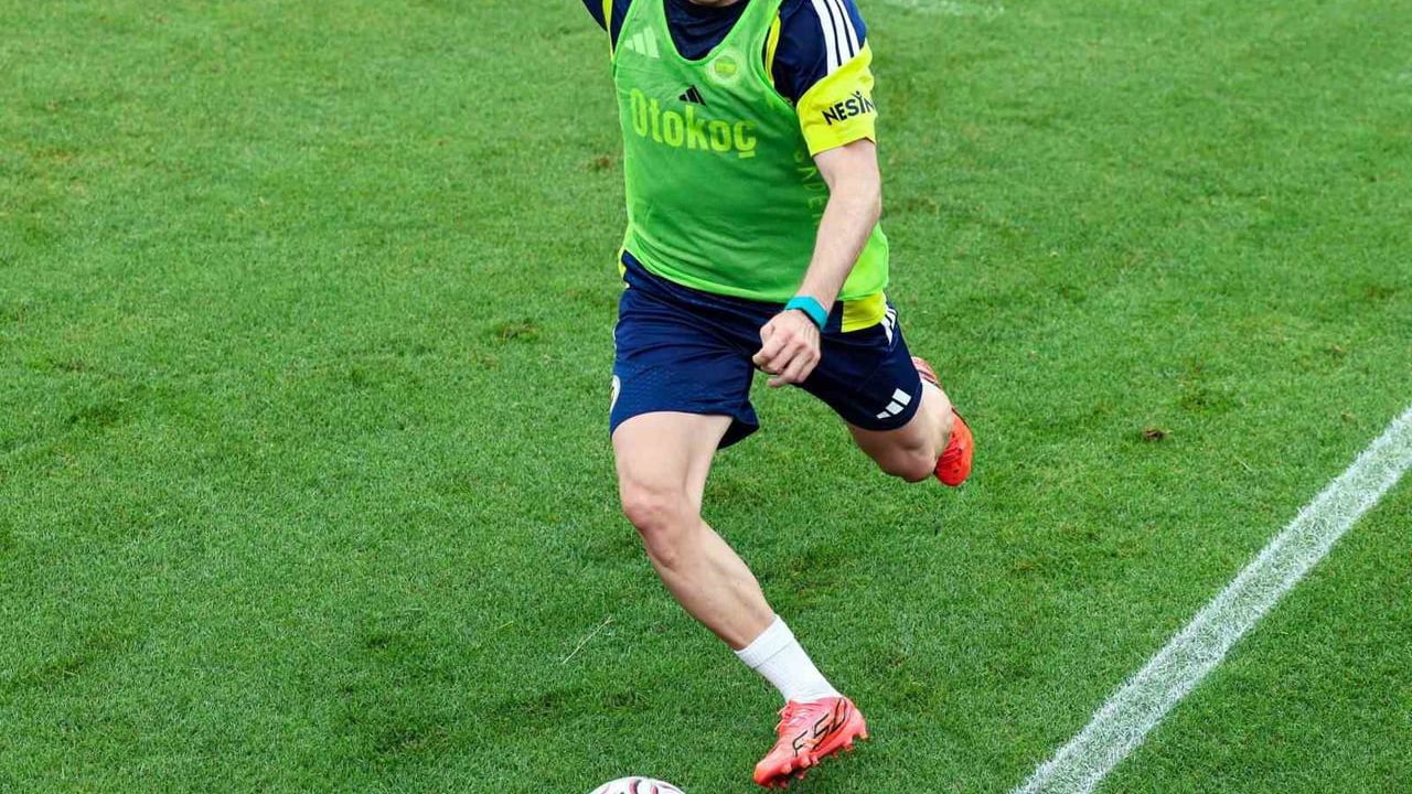 Fenerbahçe Avusturya kampında ilk antrenmanını yaptı