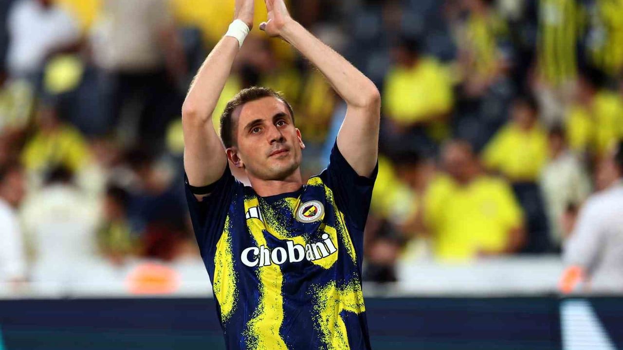 Fenerbahçe - Gornik Zabrze: UEFA Şampiyonlar Ligi 2. eleme turu ilk maçı 15 dakika golsüz