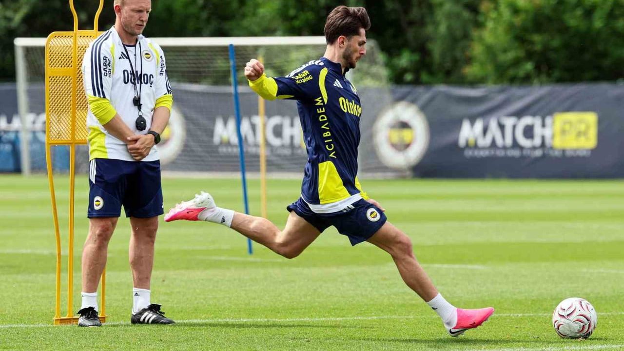 Fenerbahçe yeni sezon hazırlıklarına devam ediyor