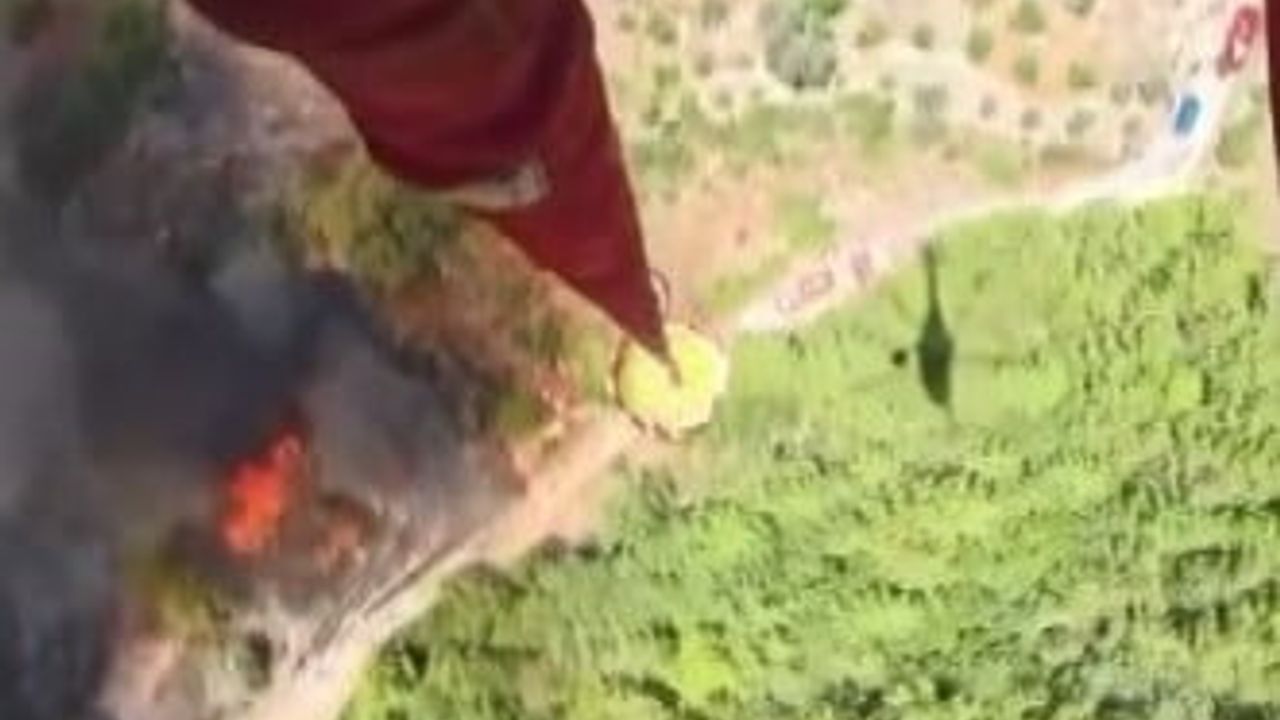 Fethiye'de orman yangını söndürme çalışmaları sürüyor