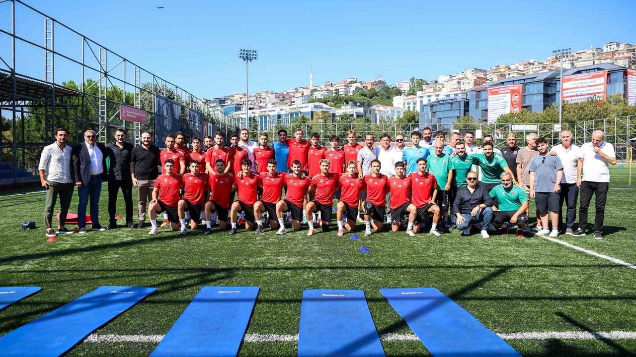 Galata Spor yeni sezonu açtı