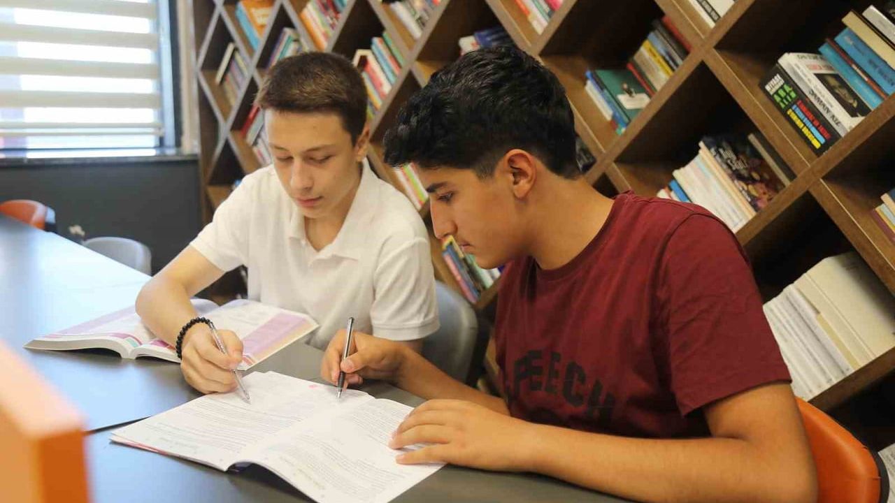 GASMEK öğrencileri LGS'de üst sıralarda yer aldı