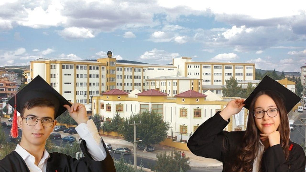 Gaziantep kolej vakfı'ndan YKS AYT sayısalda çifte Türkiye şampiyonluğu