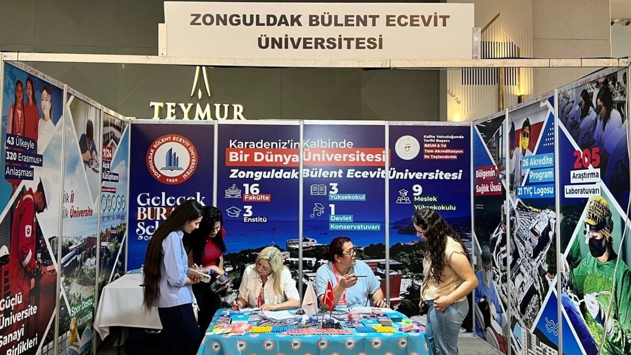 Gaziantep'te BEUN standı adayların gelecek planlarına rehber oldu