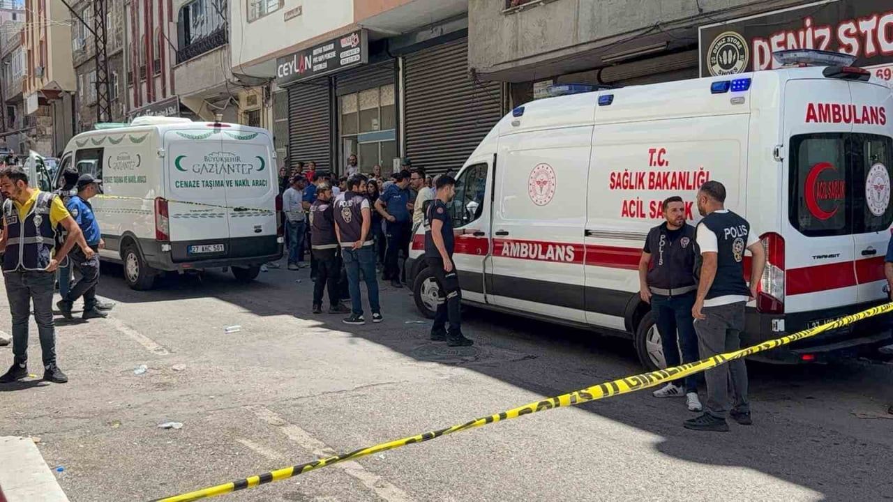 Gaziantep'te izinli çıkan hükümlü eşini öldürdü, ardından intihar etti