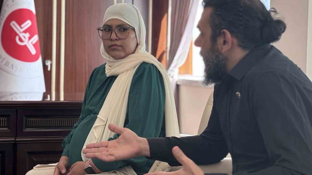 Gaziantep'te yeni hayat: Arjantinli Eva, ikizleri beklerken İslam'ı seçti