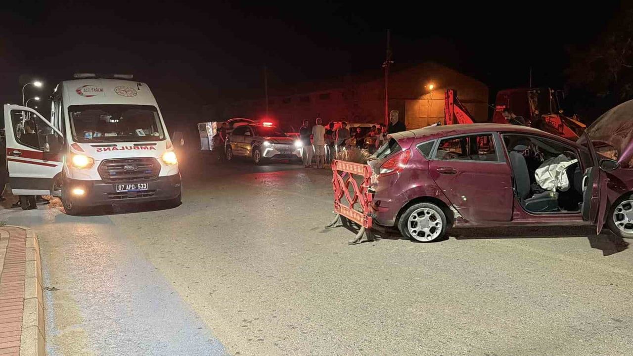 Gazipaşa'da otomobil takla attı: 4 yaralı