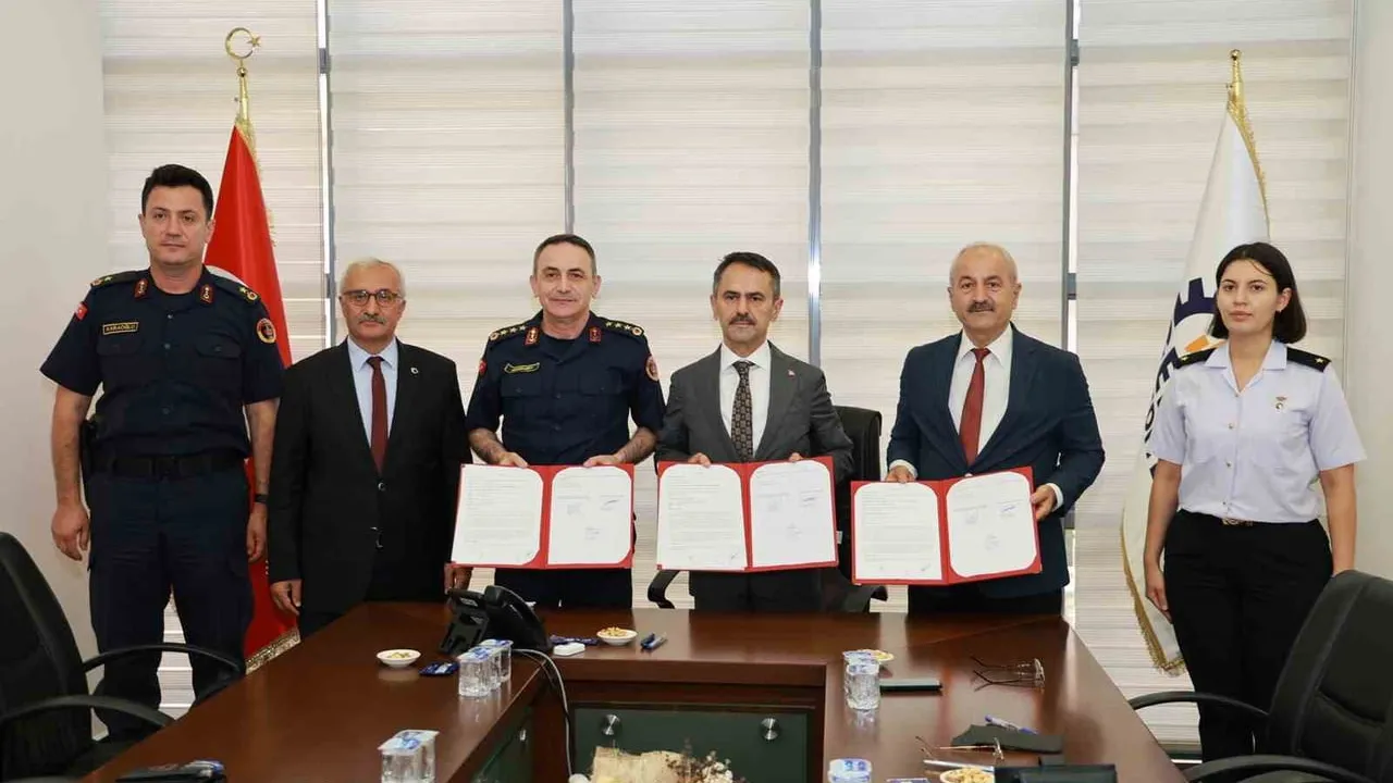 Gebze'de jandarma altyapısı güçleniyor: lojman ve karakol projeleri başlıyor
