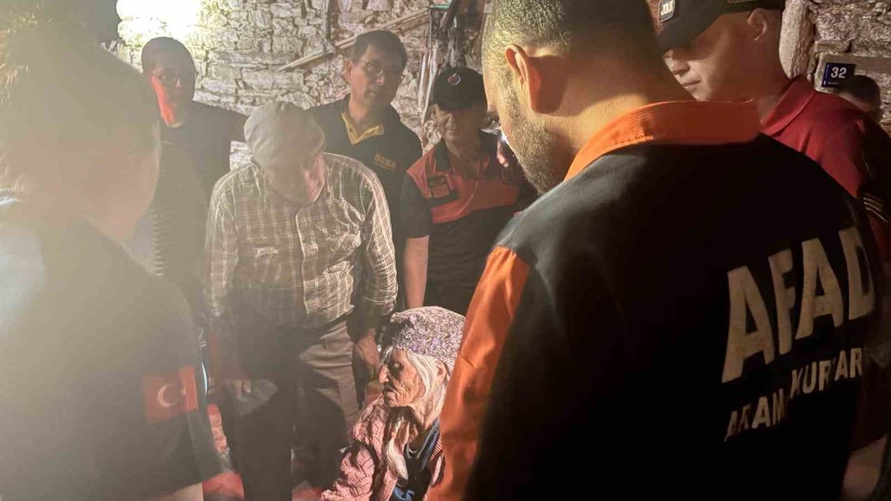 Gece süren arama sonrası Çine'de 86 yaşındaki Alzheimer hastası Fatma Çınar sağ bulundu