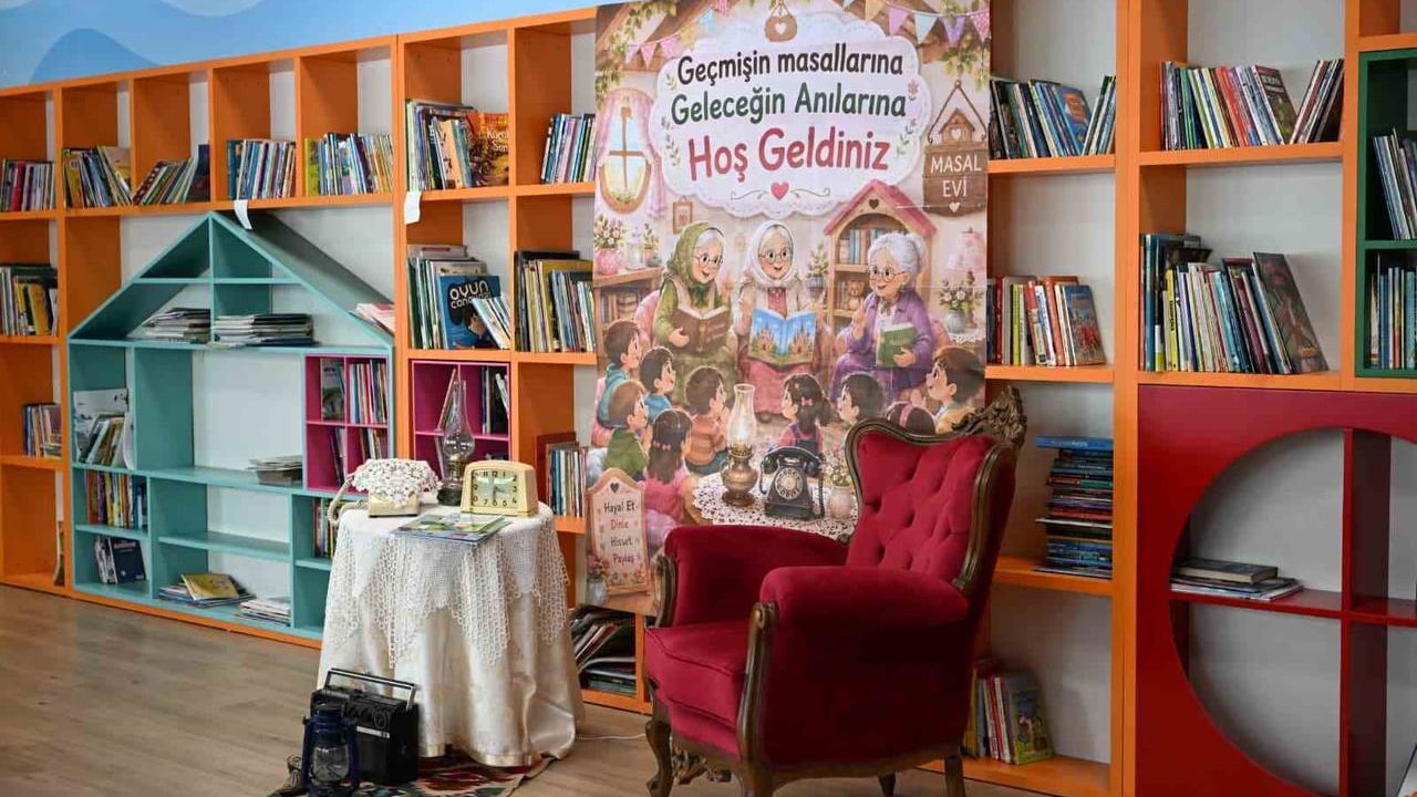 Geçmişin sesi, geleceğin oyunları: Gaziosmanpaşa'da masal saatleri