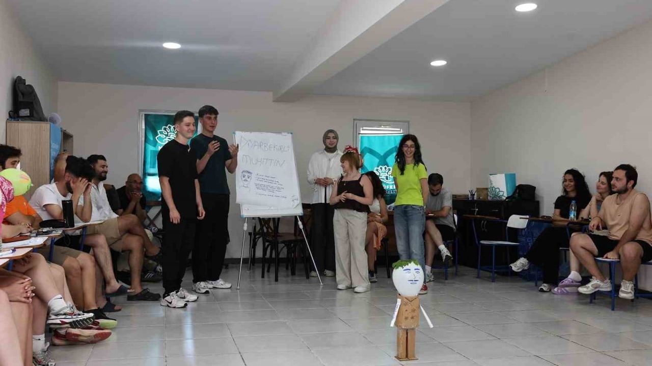 Gençler Fadıllı'da liderlik kampında buluştu