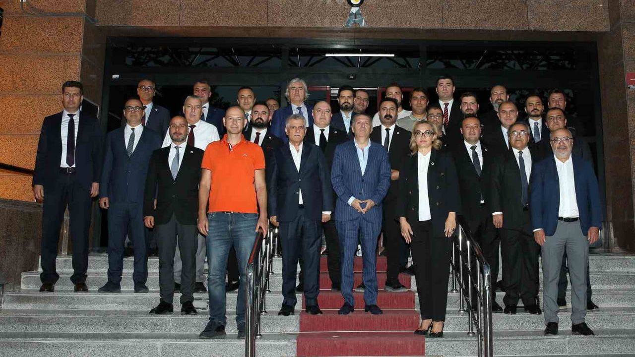 Gençlerbirliği'nde yeni dönem: yönetim görev paylaşıldı