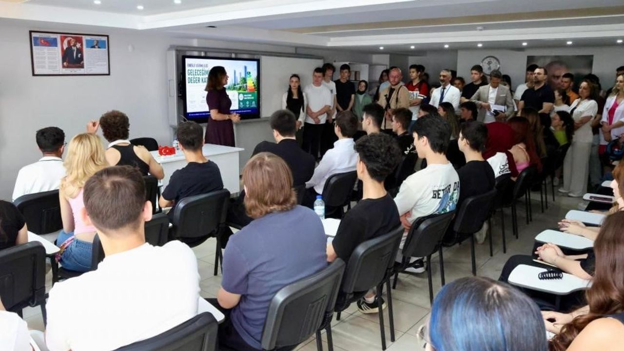 Gençlerin tercih yolunda rehber: Tekirdağ Büyükşehir ücretsiz YKS danışmanlığı
