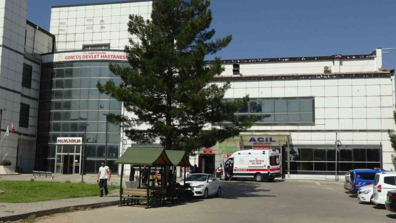 Gercüş Yolağzı mevkiinde çarpışma: 11 kişi hastanelik oldu