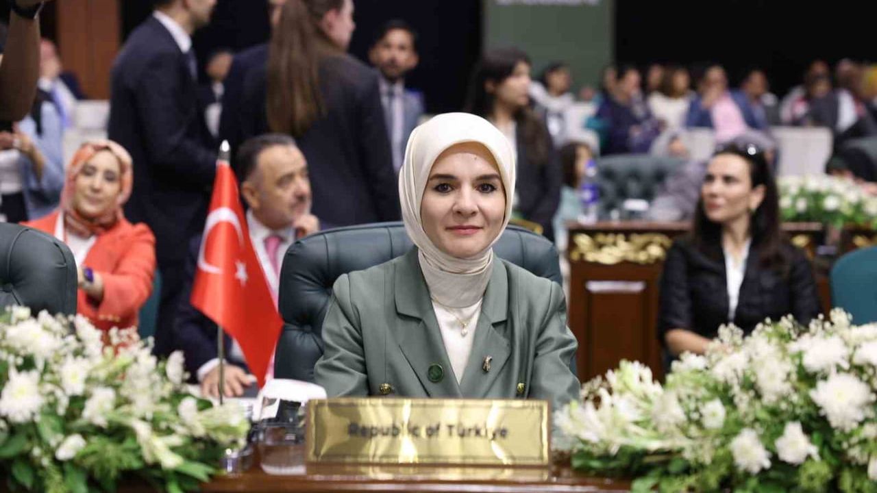 Göktaş, İİT 9. kadından sorumlu bakanlar konferansı'nda konuştu