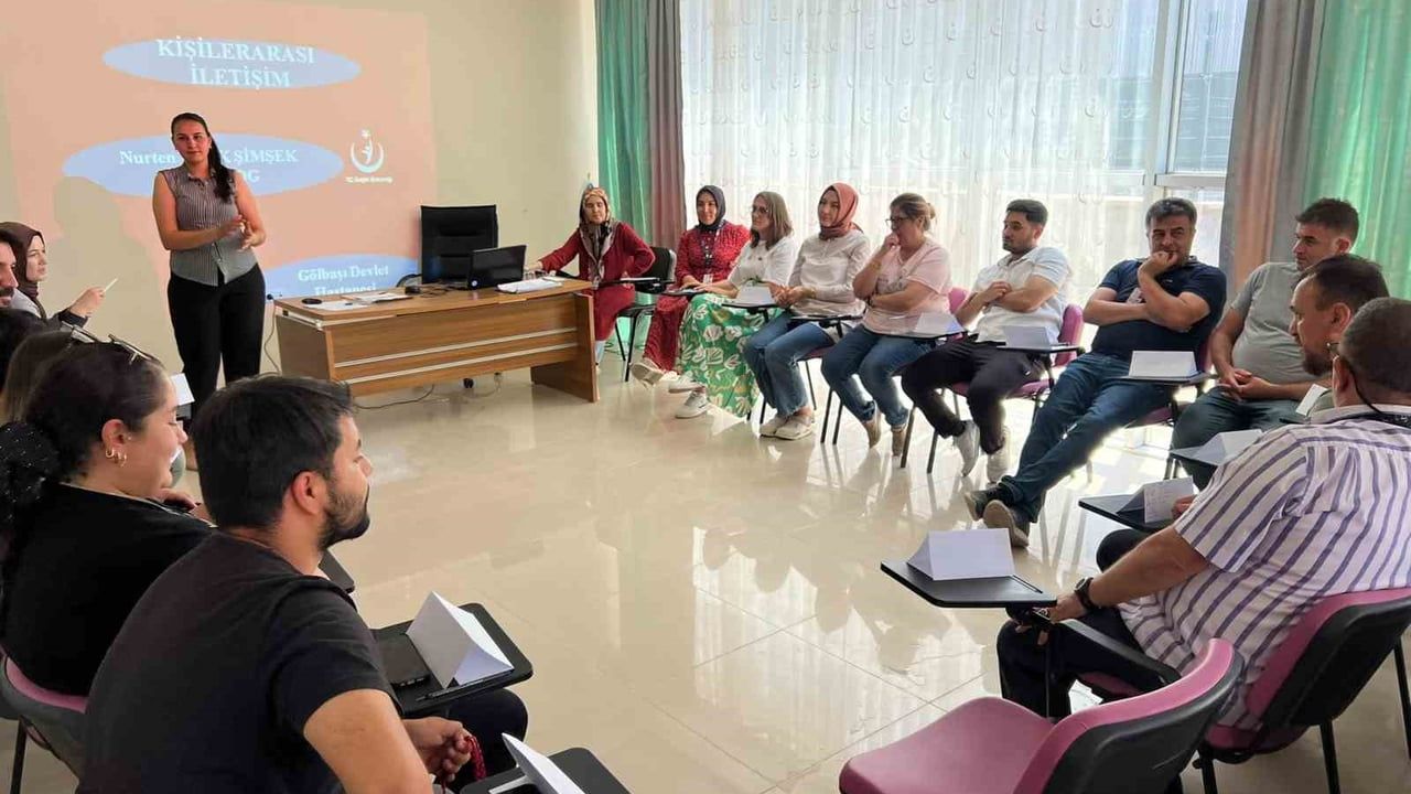 Gölbaşı Devlet Hastanesi'nde empati odaklı iletişim eğitimi