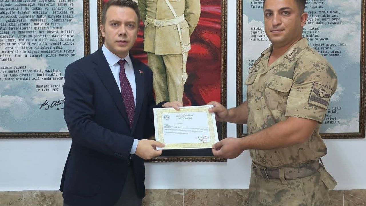 Gölbaşı'nda tayini çıkan jandarma personeline başarı belgesi