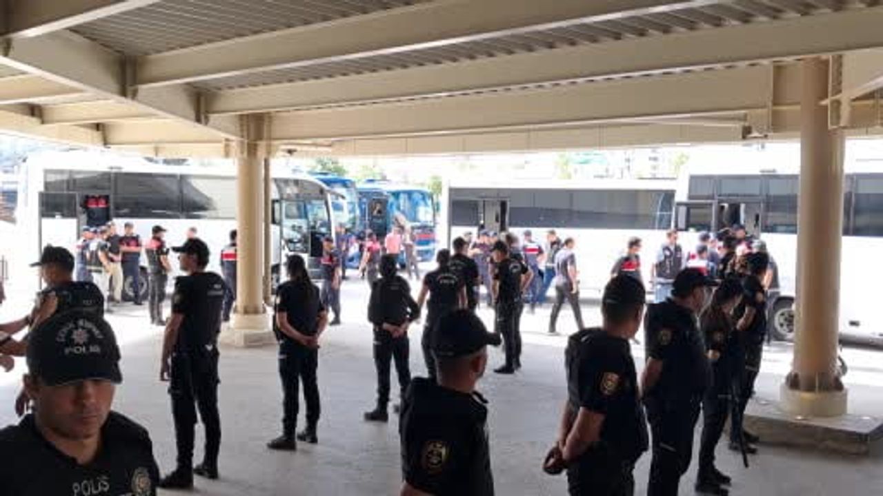 Gülistan Doku dosyasında gözaltındakiler sağlık kontrolüne götürülüyor