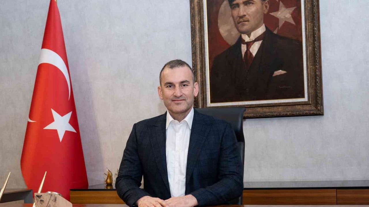 Güneydoğu Anadolu Kuru Meyve ve Mamulleri İhracatçıları Birliği başkanı Murat Bakır'dan 15 Temmuz mesajı