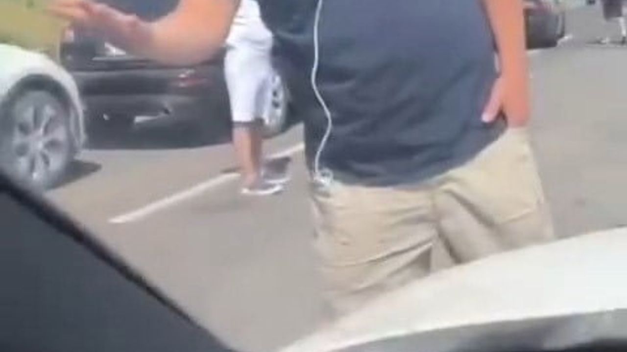 Gurbetçiler sınır kuyruğunda tartışma sonrası karakola başvurdu