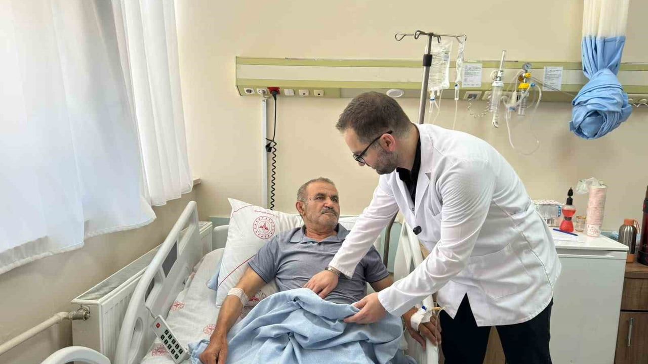 Hakkari'de laparoskopik girişimle böbrek tümörü alınarak hasta taburcu edildi