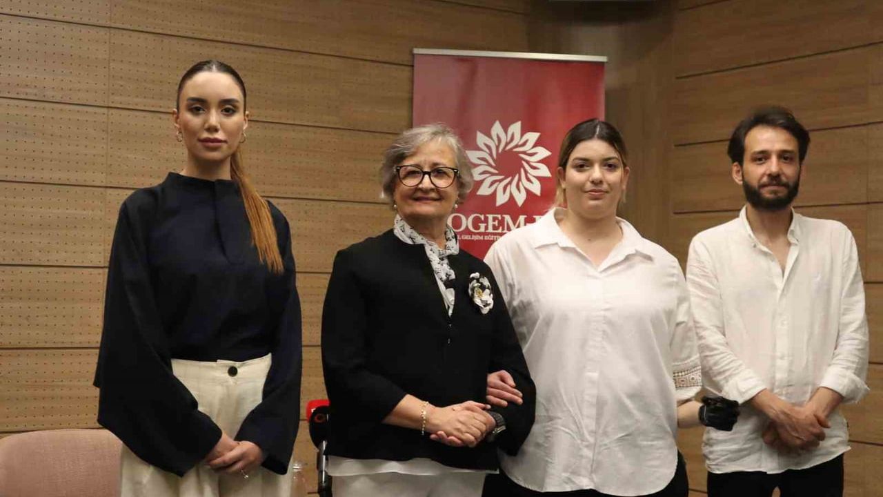 Hatay'da depremde kolunu kaybeden anne biyonik koluna kavuştu