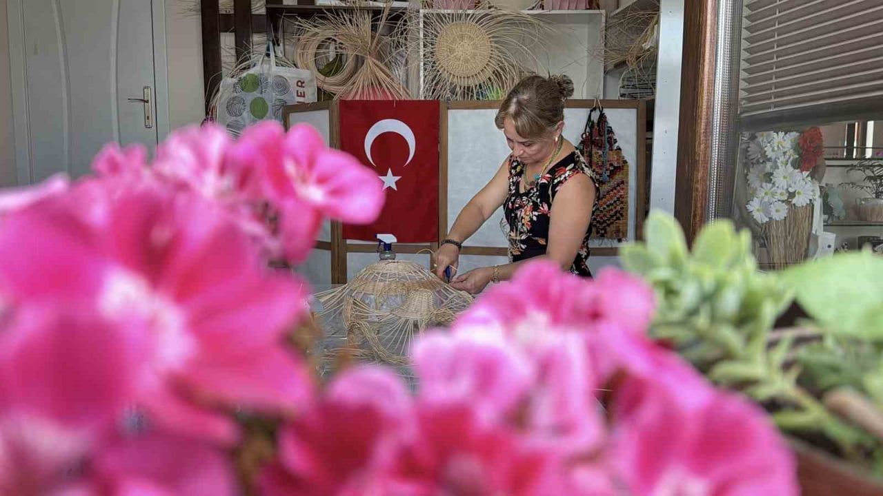 Hayalini kurduğu atölyeyi kurdu, kadınlara ilham oldu