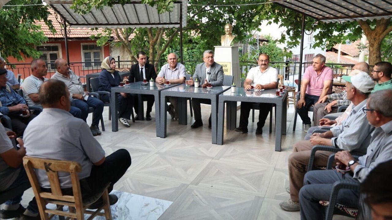 Hayat Üniversitesi köyde: DPÜ Hasanlar köyünde bilim iletişimiyle buluştu