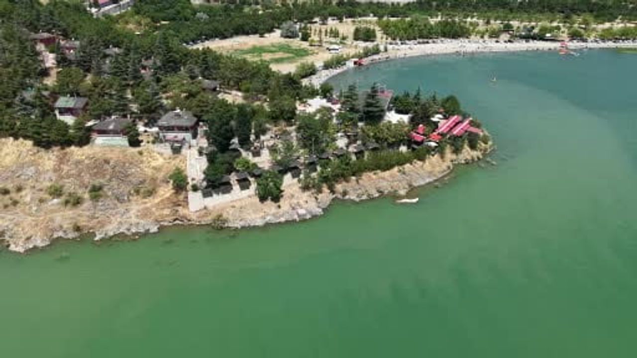 Hazar Gölü Ege ve Akdeniz sahillerini aratmıyor