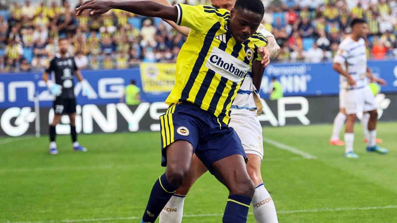 Hazırlık maçı: Fenerbahçe 4-0 Pogon Szczecin