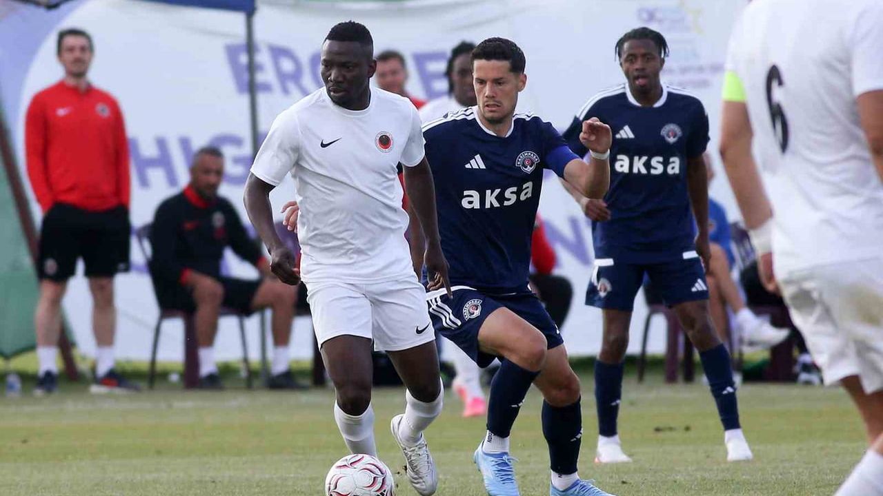 Hazırlık maçında son gün üzüntüsü: Gençlerbirliği Kasımpaşa'ya 3-0 yenildi