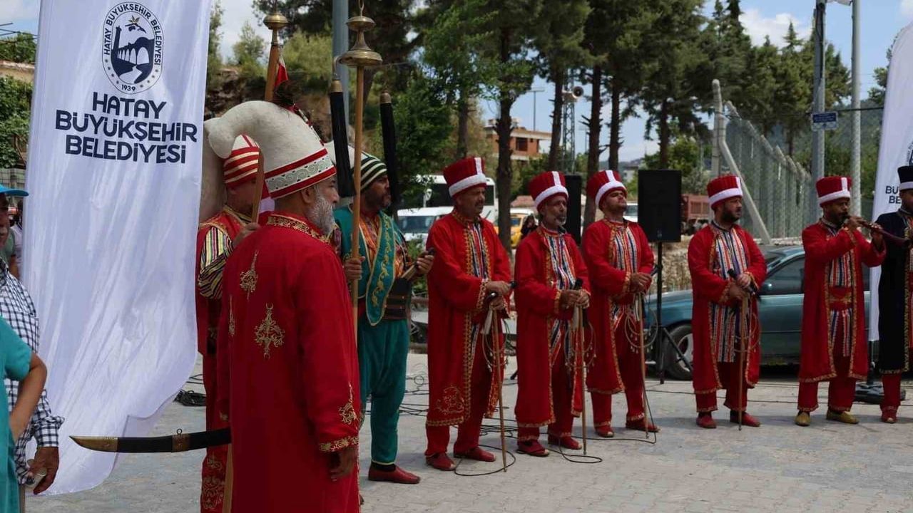 HBB mehteranı 'Ecdadın İzinde' programıyla Yayladağı'nda vatandaşlarla buluştu
