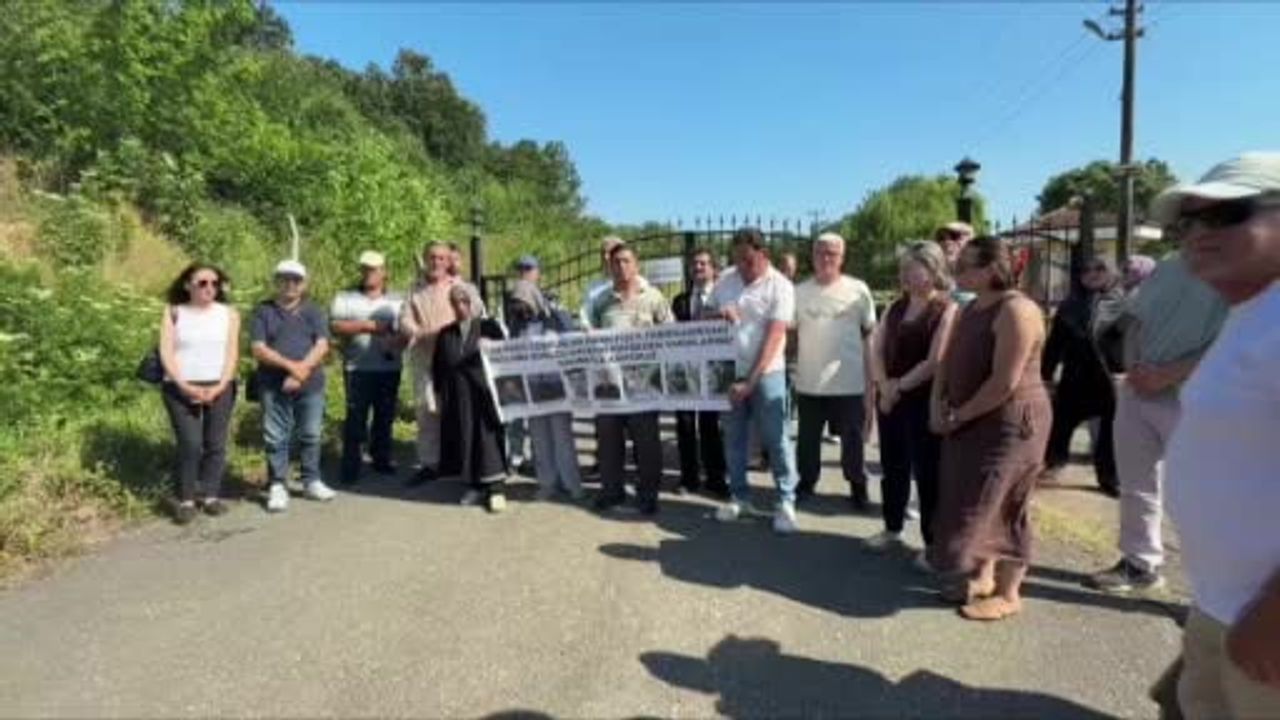 Hendek'te havai fişek fabrikası patlamasında hayatını kaybeden işçiler anıldı