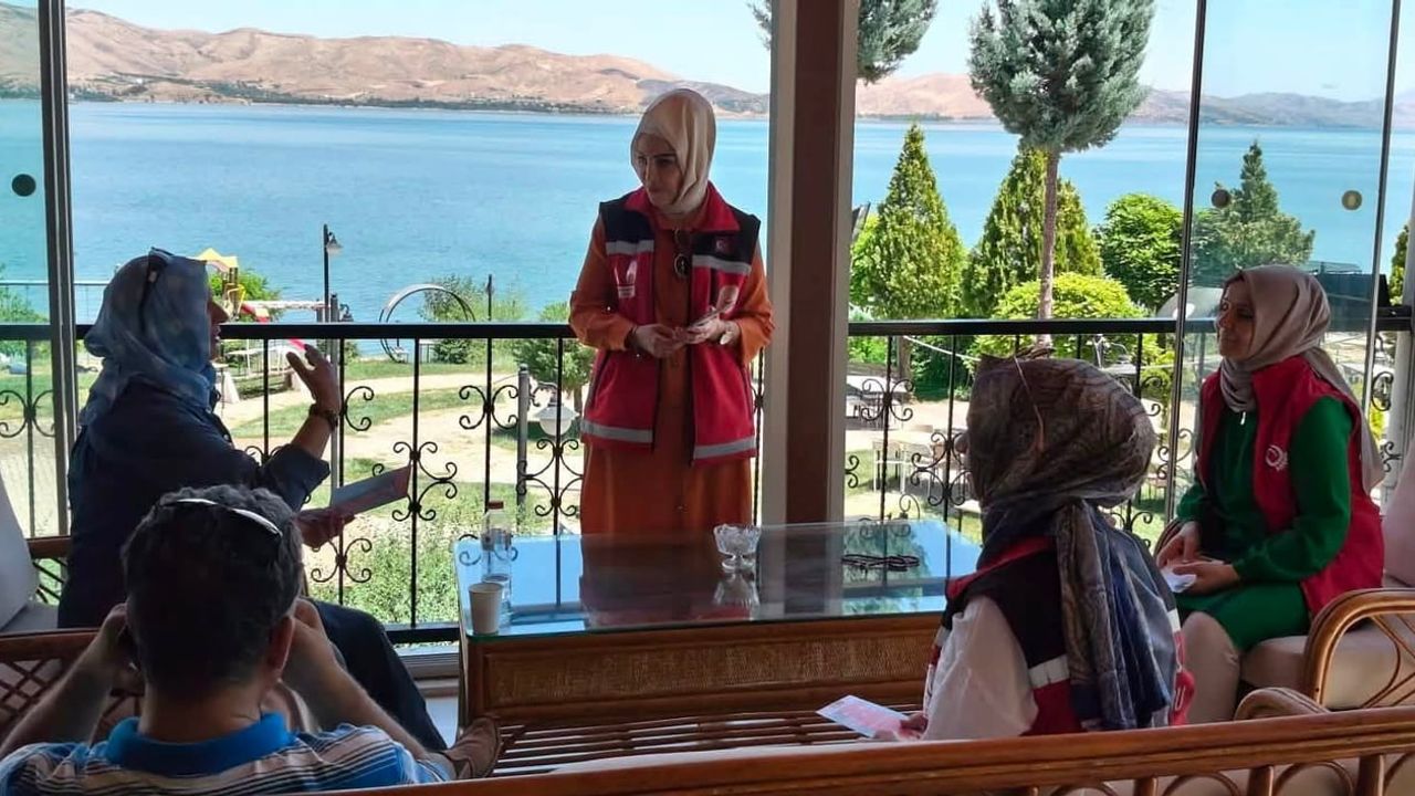 Hizmet kapınıza geliyor: Elazığ’da mobil sosyal hizmet aracı sahada