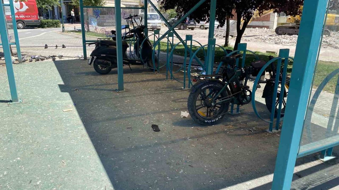 Hoşnudiye'deki bisiklet parkları bakım bekliyor