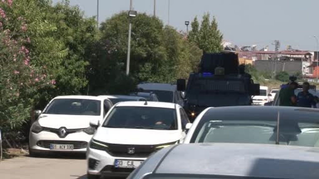 Husumet yüzünden açılan ateş yoldan geçen kişinin ölümüne yol açtı