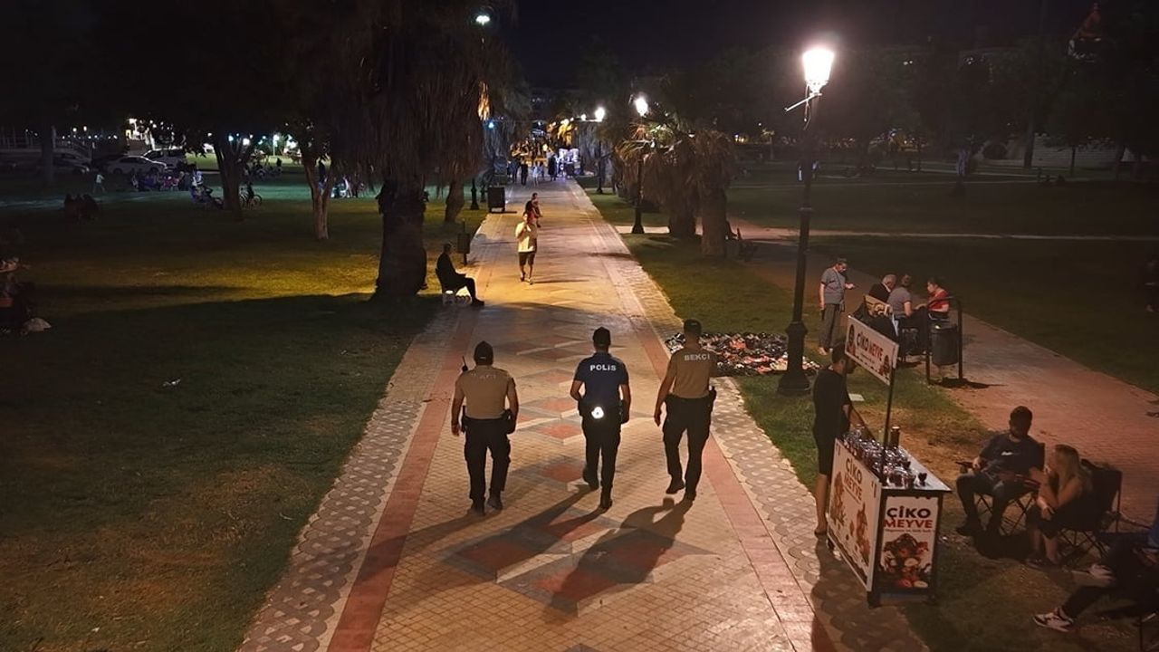Huzurlu parklar uygulaması: 24 bin sorgu, 3 aranan yakalandı