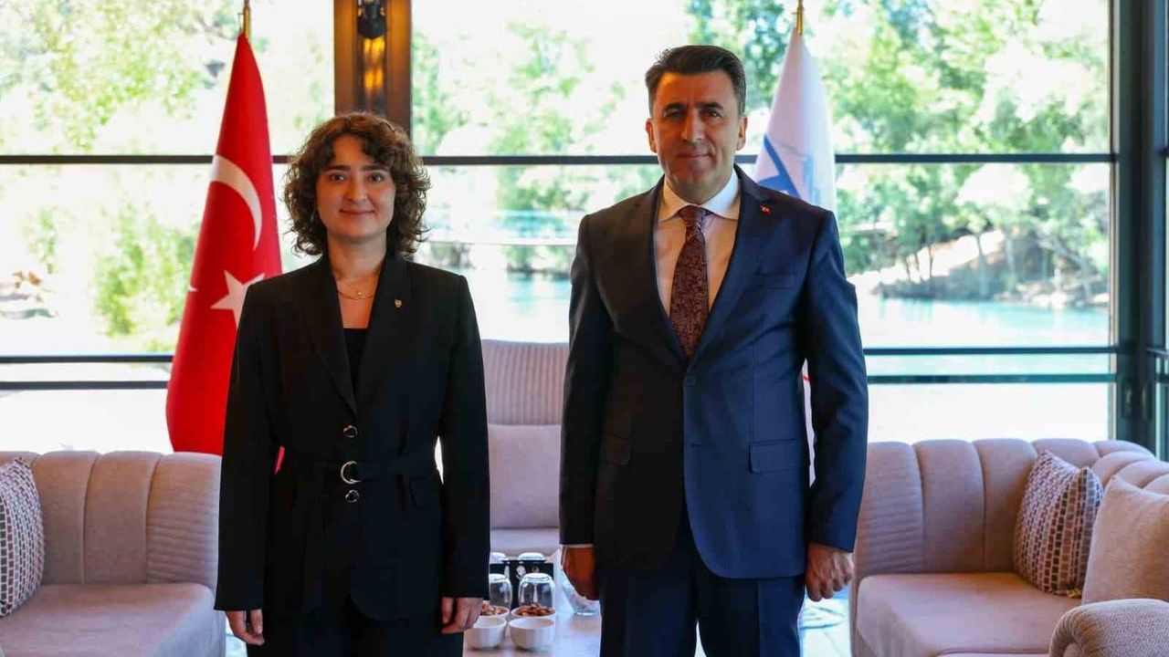 İdarenin yeni yüzü: Tunceli'ye ilk kadın vali yardımcısı atandı
