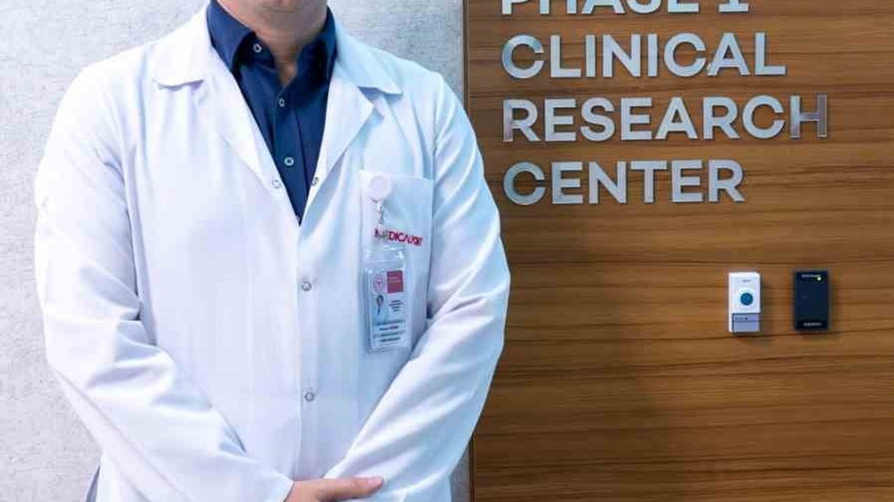 İEÜ Medical Point Hastanesi DeLLphi- 313 çalışmasında ilk dozu uyguladı