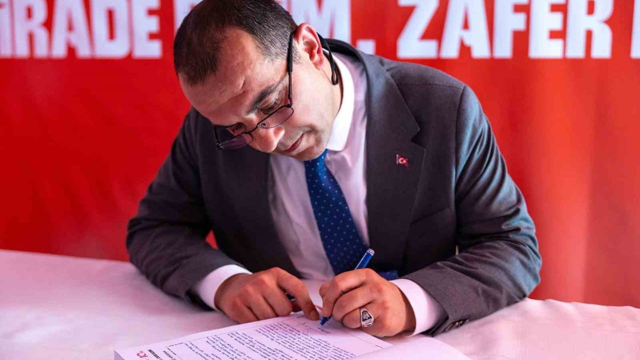 Iğdır’da 15 Temmuz anma çadırı ziyarete açıldı