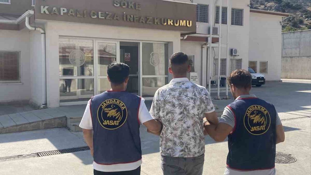 İki aranan şahıs Kuşadası ve Germencik'te uyuşturucu suçundan tutuklandı