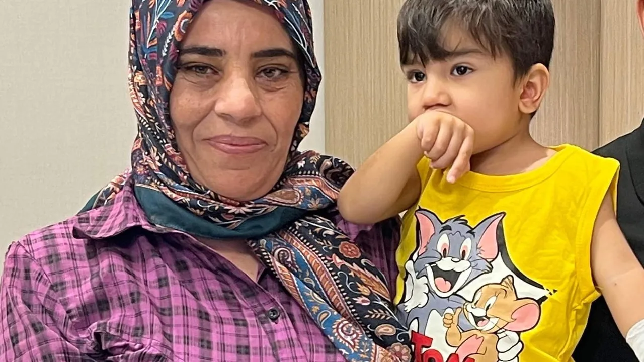 İki çocuğunu kaybeden anne, üçüncü çocuğuna böbreğini bağışladı