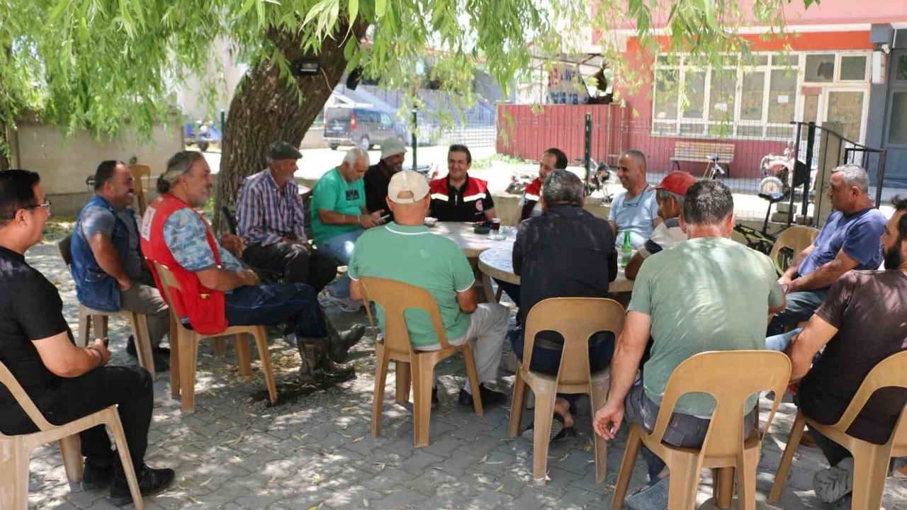 İl tarım ve orman müdürü Koçaker, Uluköy’de çiftçilerle buluştu