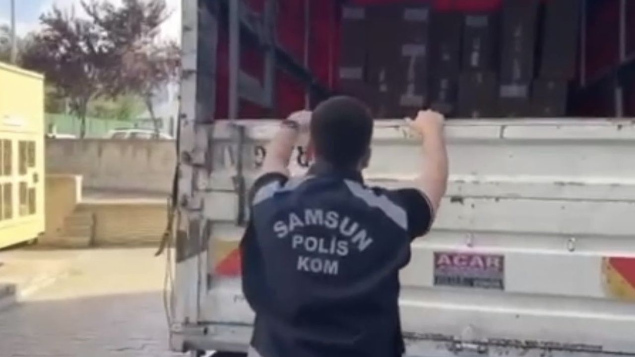 İlkadım'da kamyonette 1 milyon 350 bin kaçak makaron ele geçirildi