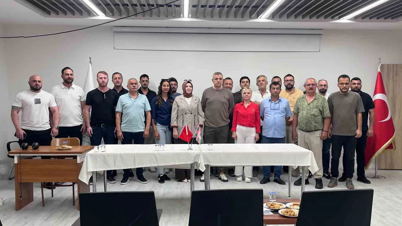 Isparta 32 Spor'da devam kararı: Gültekin Özdemir yeniden başkan