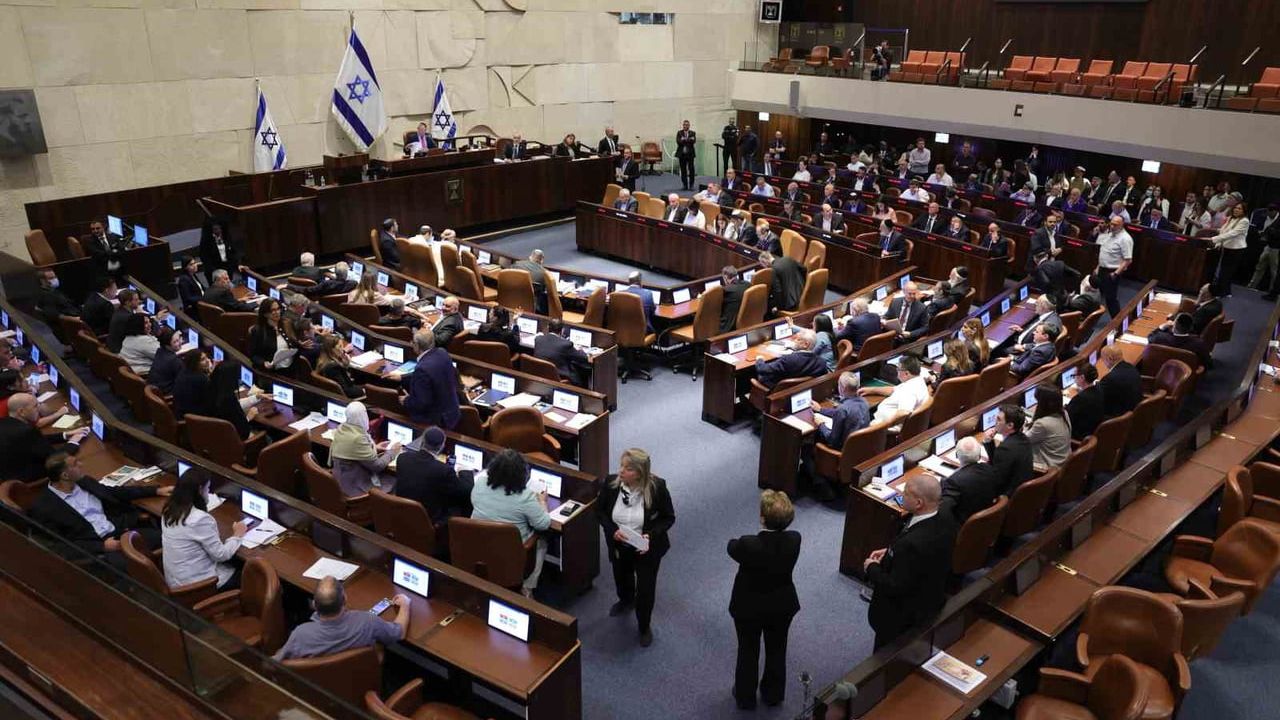 İsrail'de meclis 27 ekimde yapılacak seçimler öncesi feshedildi