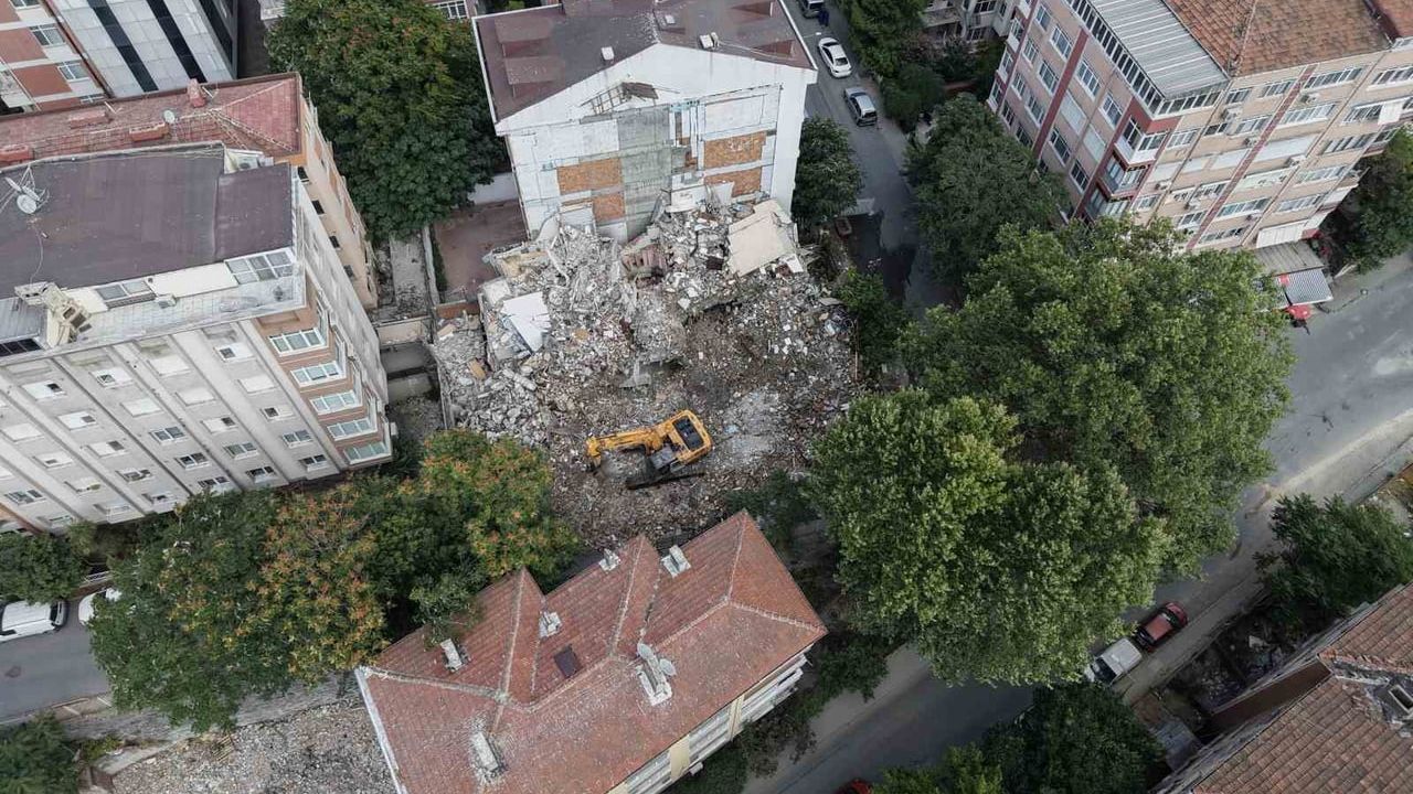 İstanbul’da tek sokakta 13 binanın kentsel dönüşüme girişi