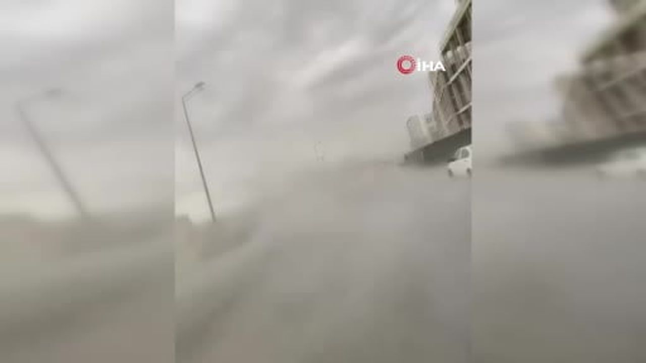 İstanbul'u vuran fırtına hayatı olumsuz etkiledi