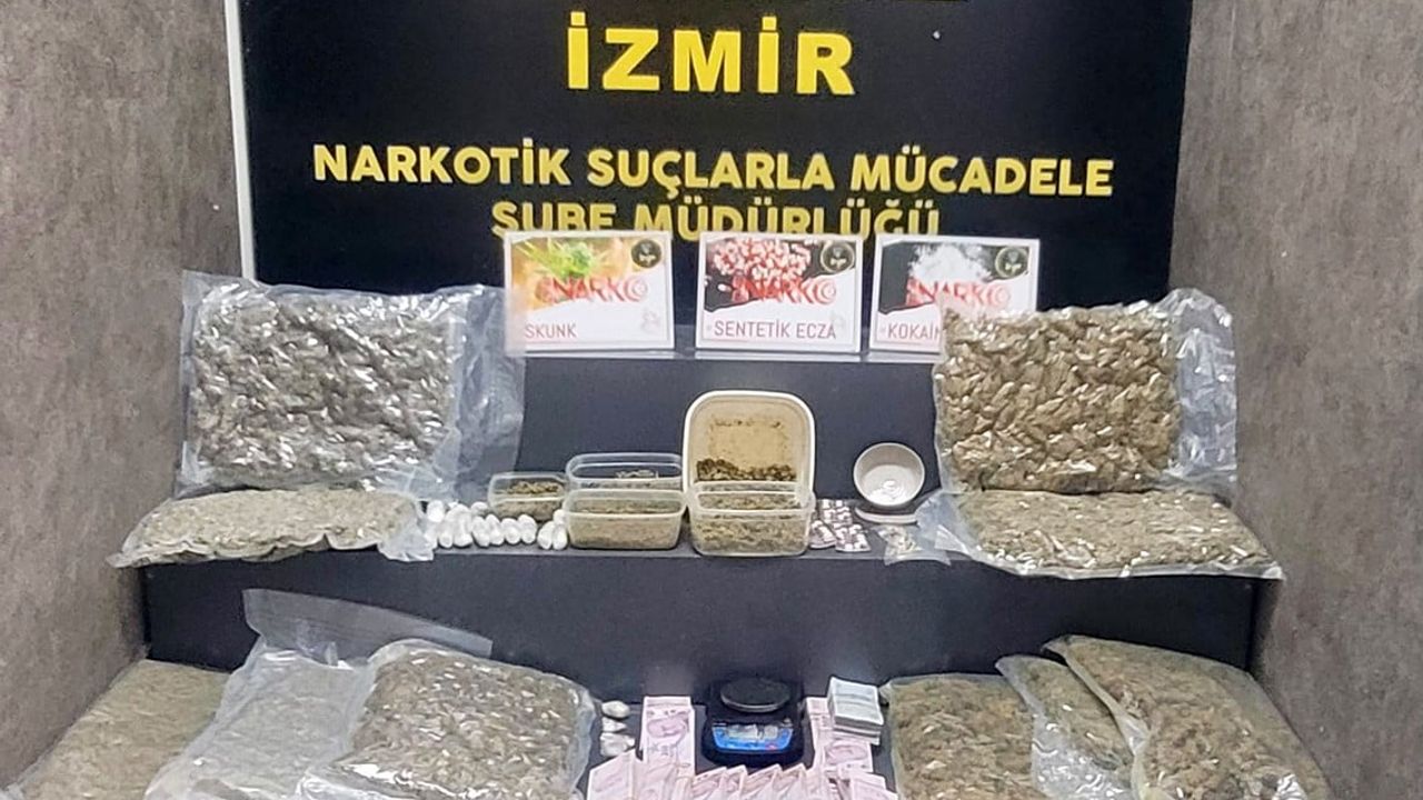İzmir’de operasyon: 11 kilo 568 gram uyuşturucu ele geçirildi