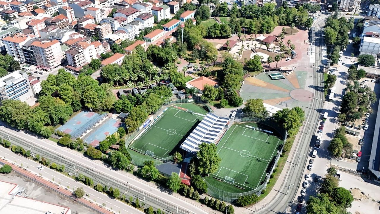 İzmit Doğu Kışla Parkı "Ana Ocağı Aile Yaşam Parkı"na dönüşüyor